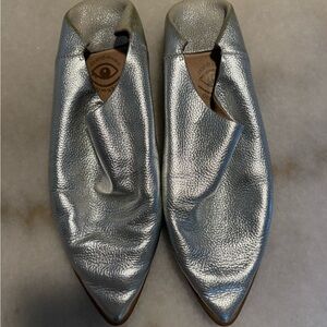 Metallic Silver Pointed Toe Women’s Slip-On Flats
